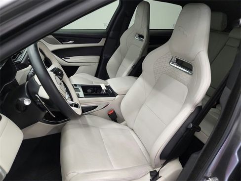 Used 2025 Jaguar F-PACE R-Dynamic S image 18