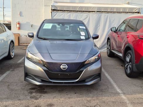 Certified 2025 Nissan Leaf S FWD image 3