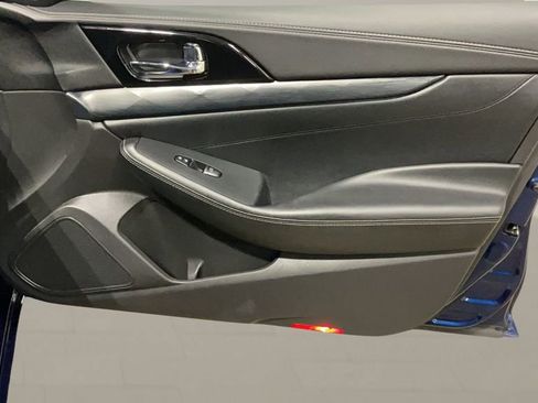 Used 2021 Nissan Maxima Platinum image 30