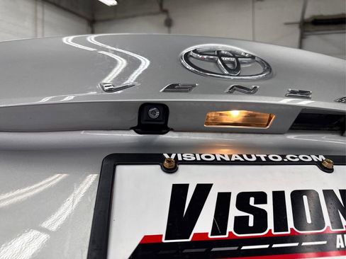 Used 2012 Toyota Venza Limited image 16