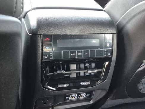 New 2025 Jeep Grand Cherokee L Limited image 20