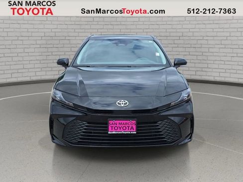 Used 2026 Toyota Camry LE image 2