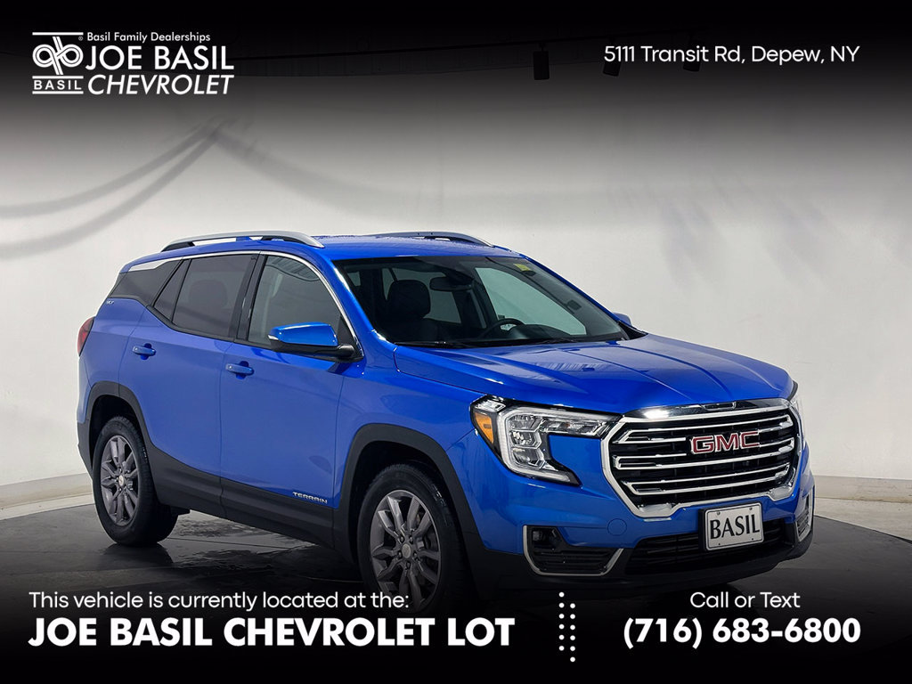 Used 2024 GMC Terrain SLT AWD/4WD image 1