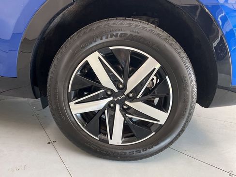 Used 2023 Kia Sorento EX w/ Panoramic Sunroof Package FWD image 16