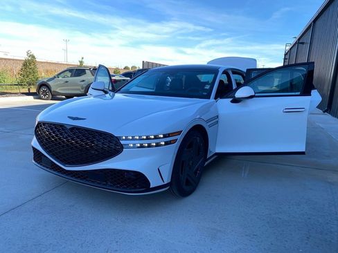 New 2026 Genesis G90 3.5T Prestige image 10