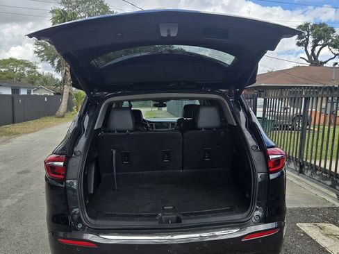 Used 2018 Buick Enclave Essence w/ Trailering Package image 7