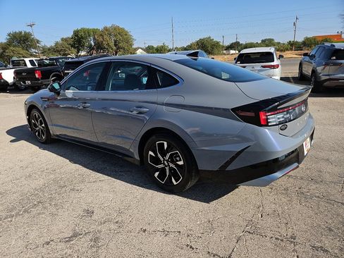 Used 2024 Hyundai Sonata SEL FWD image 7