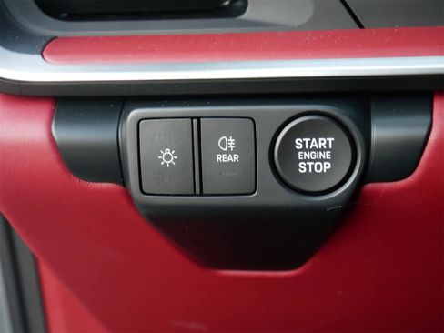 Used 2026 Porsche 911 Carrera 4S image 12