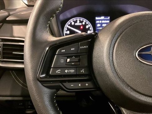 Used 2025 Subaru Outback Onyx Edition AWD/4WD image 18