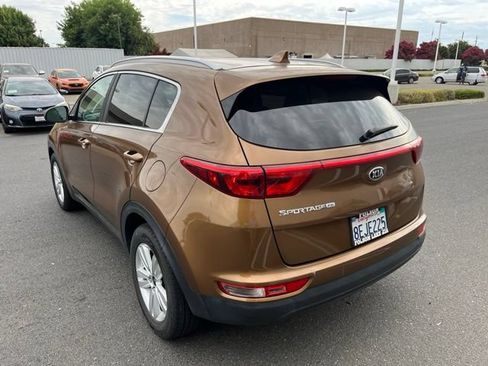 Used 2018 Kia Sportage LX w/ LX Popular Package FWD image 7