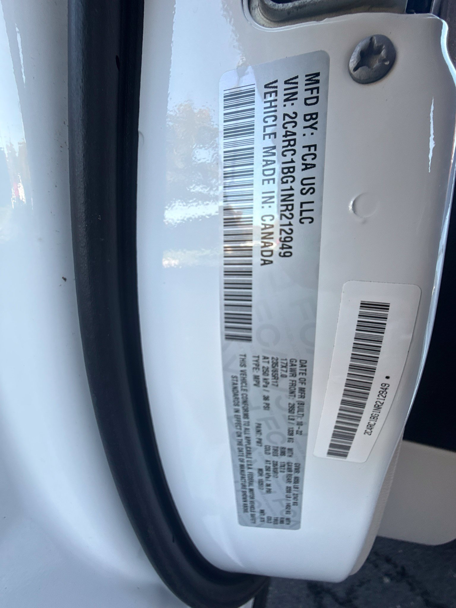 Used 2022 Chrysler Pacifica Touring-L w/ Uconnect Theater Family Group FWD image 29
