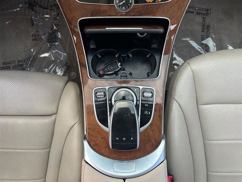 Used 2015 Mercedes-Benz C 300 4MATIC Sedan image 22