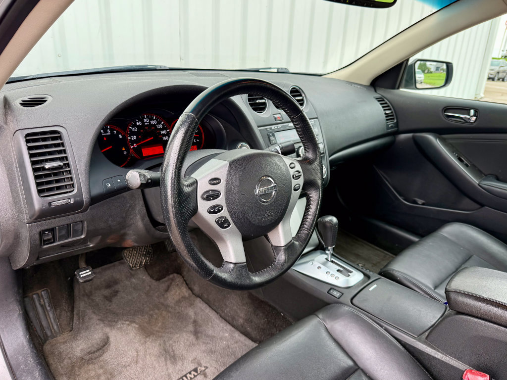 Used 2009 Nissan Altima 2.5 SL w/ SL Pkg FWD image 10