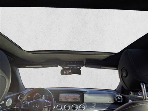 Used 2018 Mercedes-Benz E 43 AMG 4MATIC Sedan image 16