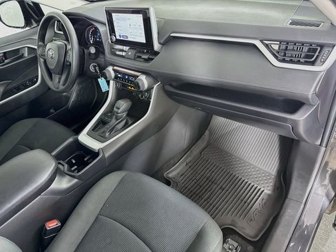 Used 2025 Toyota RAV4 LE FWD image 34