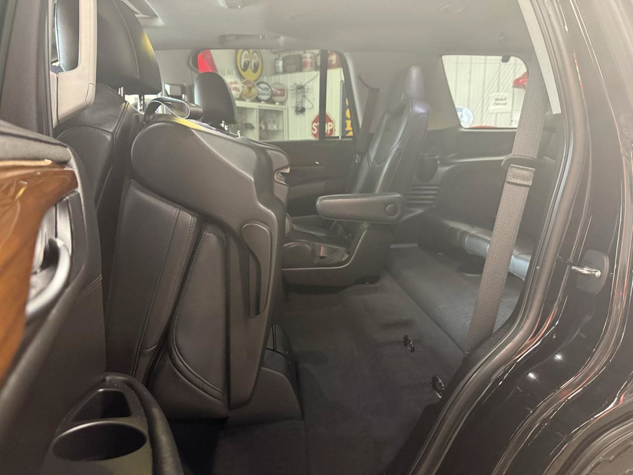 Used 2020 Cadillac Escalade Luxury AWD/4WD image 23