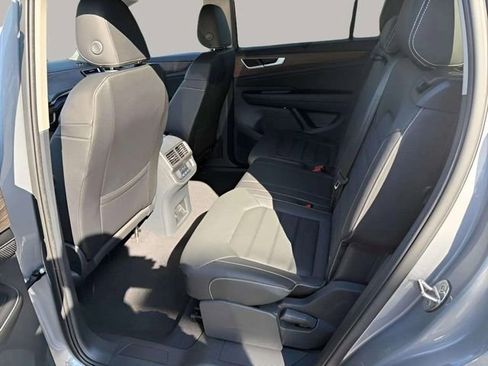 New 2026 Volkswagen Atlas SEL AWD/4WD image 8