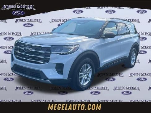 New 2026 Ford Explorer Active RWD image 1