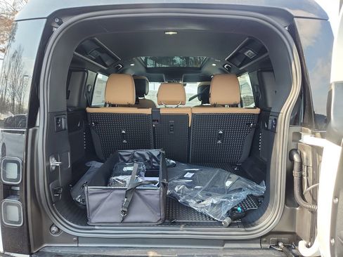 New 2026 Land Rover Defender 110 S image 13