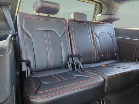 Used 2019 Ford Expedition Limited w/ Equipment Group 303A image 12