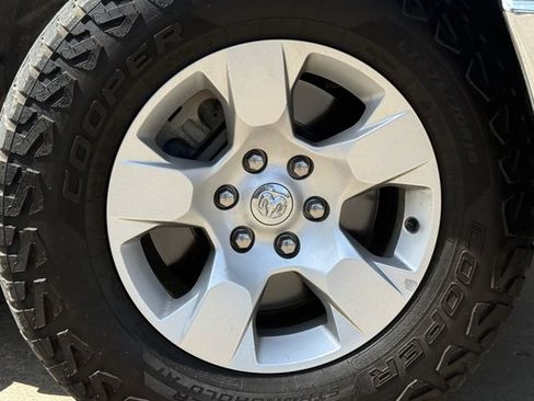 Used 2023 RAM 1500 Big Horn AWD/4WD image 10