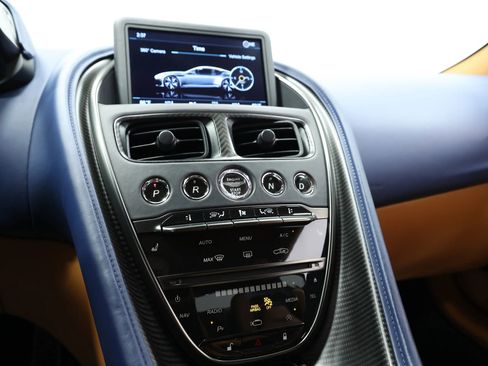 Used 2023 Aston Martin DBS Coupe RWD image 44