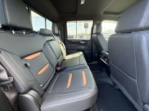 Used 2024 GMC Sierra 2500 AT4 w/ AT4 Preferred Package AWD/4WD image 26
