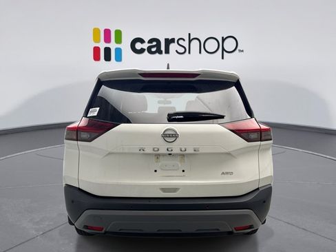 Used 2023 Nissan Rogue S AWD/4WD image 4