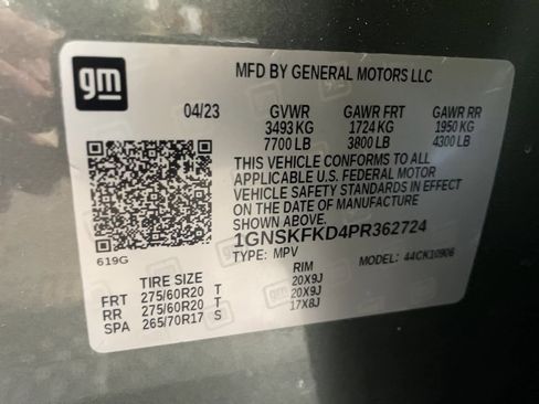 Used 2023 Chevrolet Suburban Premier AWD/4WD image 8