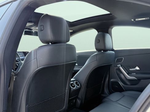 Used 2025 Mercedes-Benz CLA 250 image 32