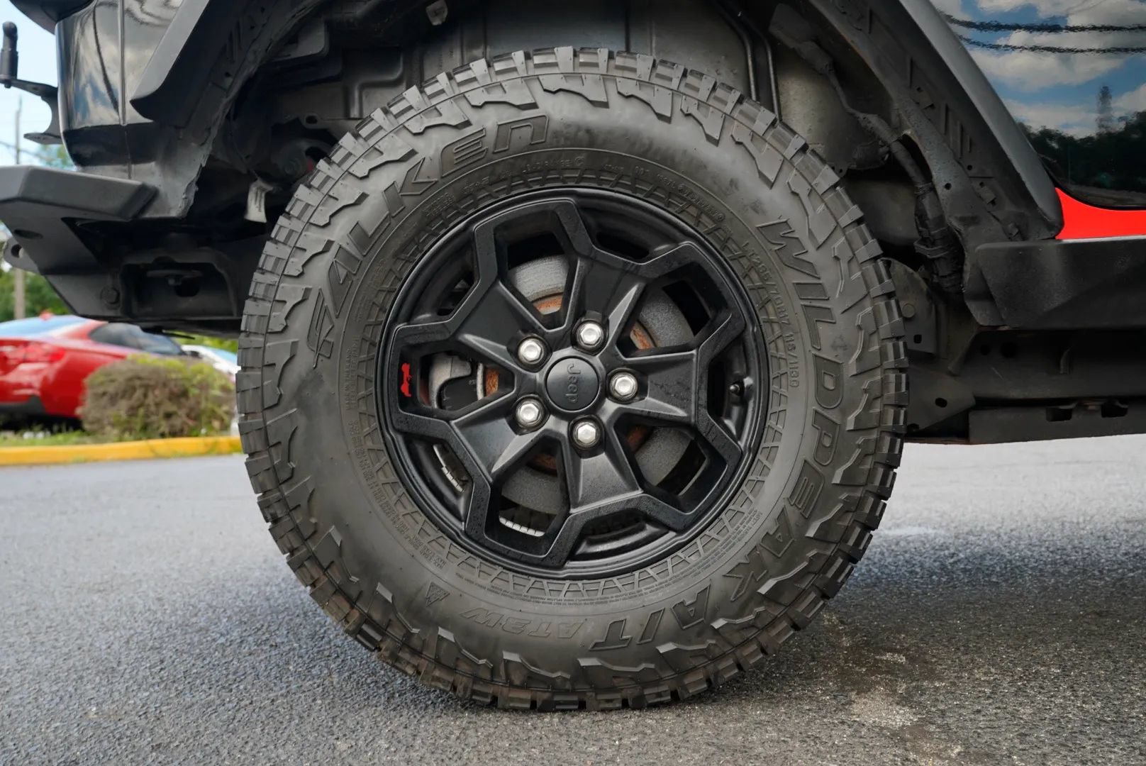 Used 2018 Jeep Wrangler Unlimited Rubicon AWD/4WD image 17