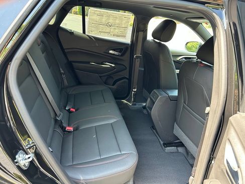 New 2026 Chevrolet Trax RS w/ Sunroof Package FWD image 47