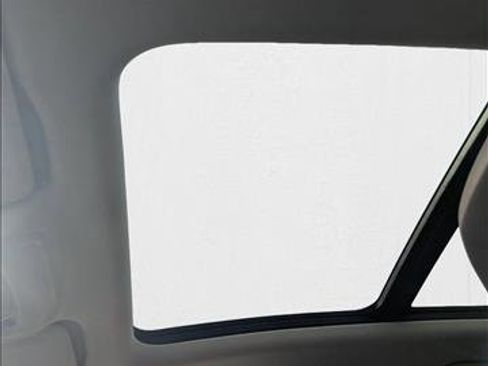 New 2025 Buick Envision Sport Touring image 15