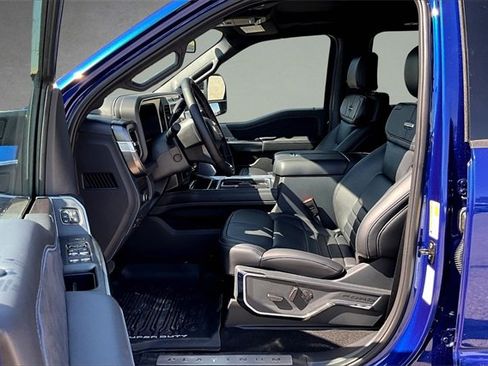 New 2026 Ford F250 Platinum w/ FX4 Off-Road Package image 9