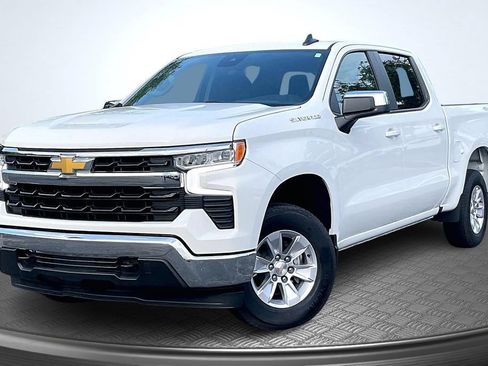 Used 2026 Chevrolet Silverado 1500 LT AWD/4WD image 3
