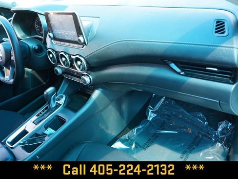 Used 2024 Nissan Sentra SV FWD image 23