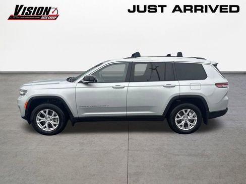 Used 2022 Jeep Renegade Latitude w/ Convenience Group image 8