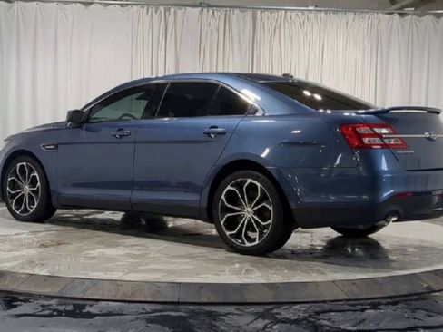 Used 2018 Ford Taurus SHO image 8