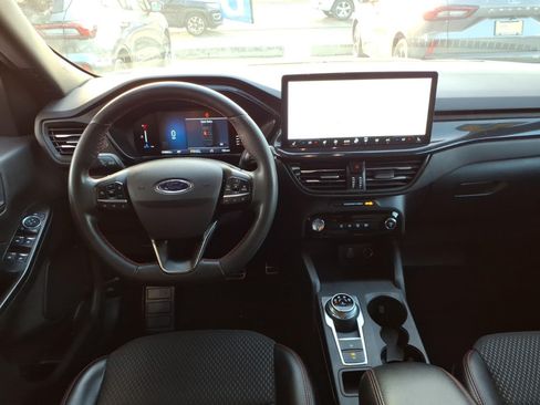 Used 2024 Ford Escape ST-Line w/ Tech Pack #1 AWD/4WD image 13