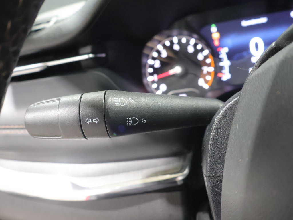 Used 2022 Jeep Compass Limited AWD/4WD image 34