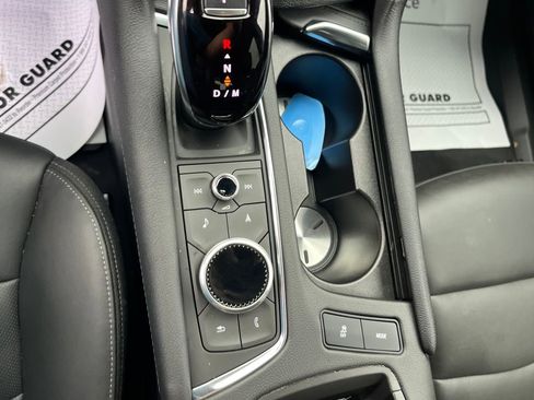 Used 2024 Cadillac XT6 Premium Luxury image 16