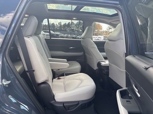 Used 2026 Toyota Grand Highlander Limited image 24