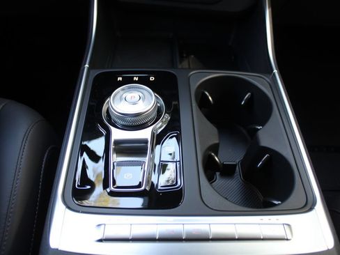 New 2026 Kia Carnival EX FWD image 39