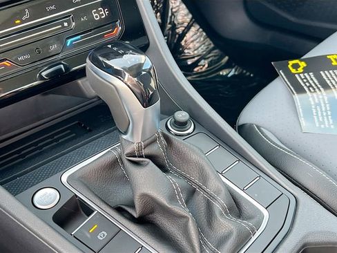 New 2026 Volkswagen Jetta SE image 16