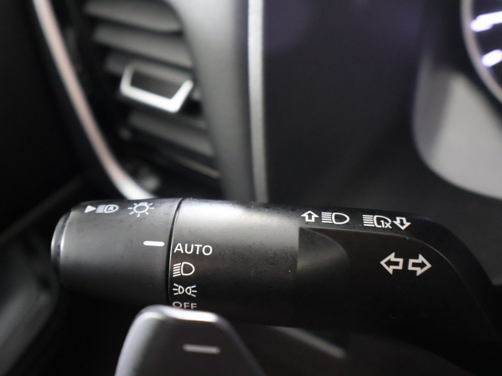 Used 2023 Nissan Rogue SL FWD image 38