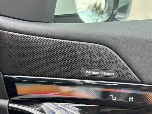 New 2026 BMW 540i xDrive w/ Executive Package image 20