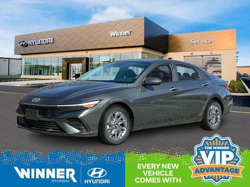 New 2025 Hyundai Elantra Blue image 2