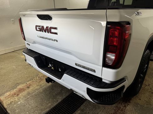 New 2026 GMC Sierra 1500 Elevation w/ Elevation Premium Package image 10