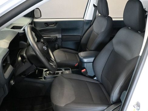 Used 2023 Ford Maverick XL FWD image 17