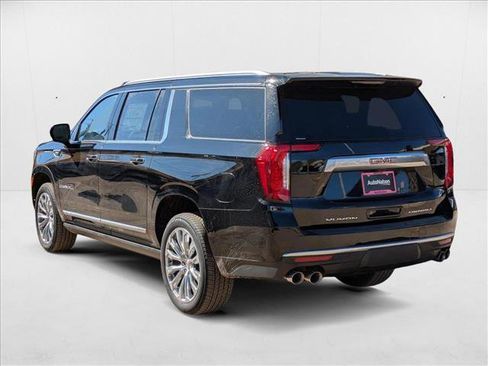 New 2024 GMC Yukon XL Denali w/ Advanced Technology Package image 9